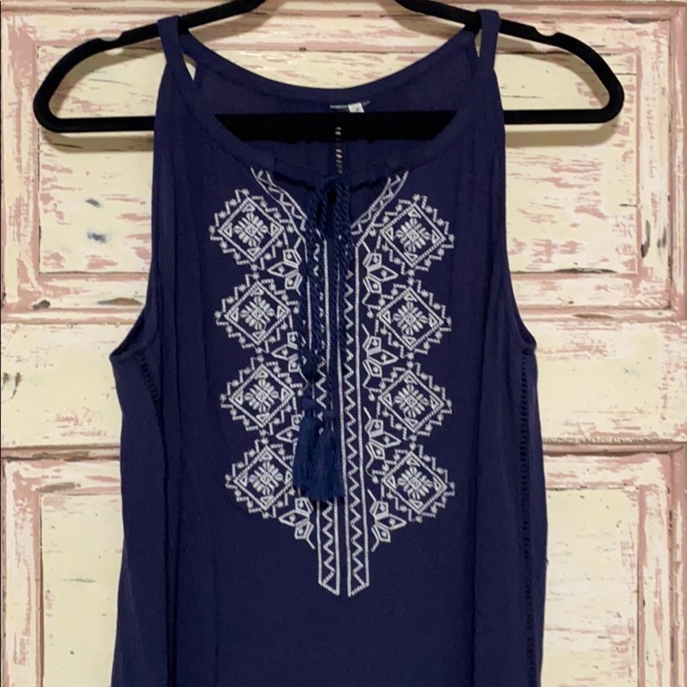 Aztec Crochet Knit Tank - Picture 2 of 5